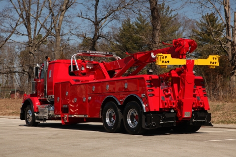 red vulcan 935 on a peterbilt 389 chassis