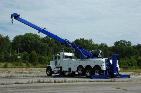 stretched out white vulcan 940 on a peterbilt 389 chassis