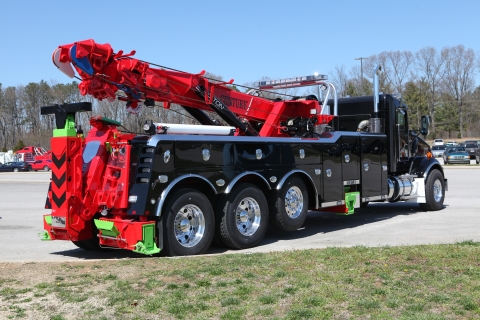 black and red vulcan 940 on a kenworth w900 chassis