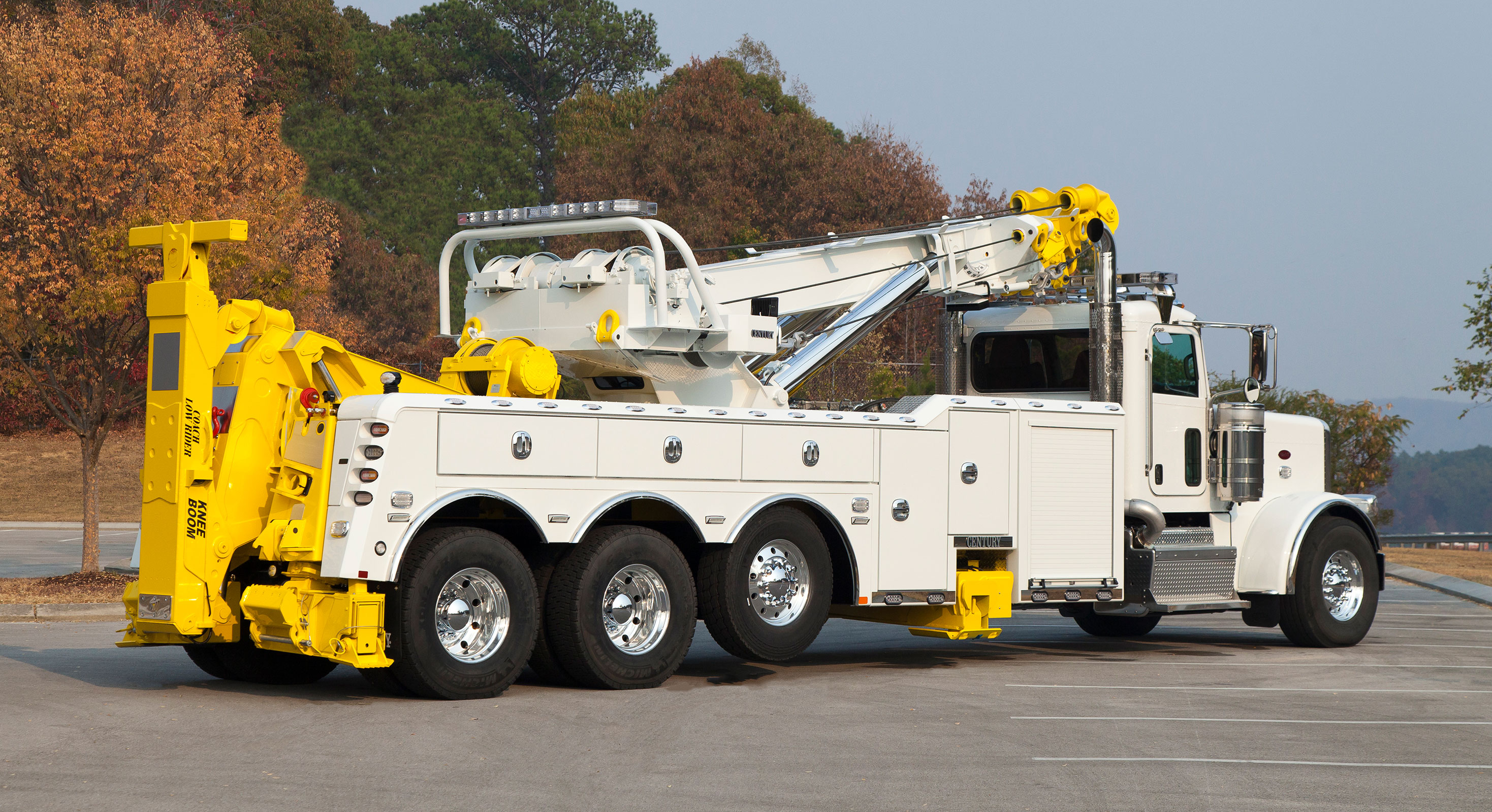 Knee Boom Gallery Miller Industries Miller Industries Towing, Inc.