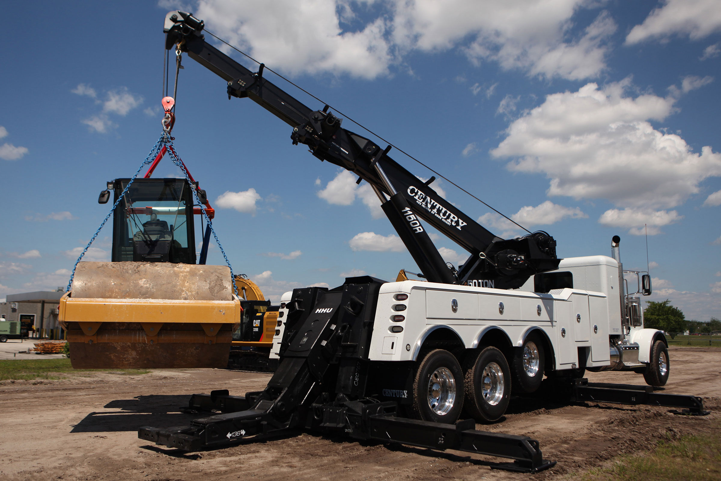 The Century 1150 is the industry leading heavy duty rotator wrecker 