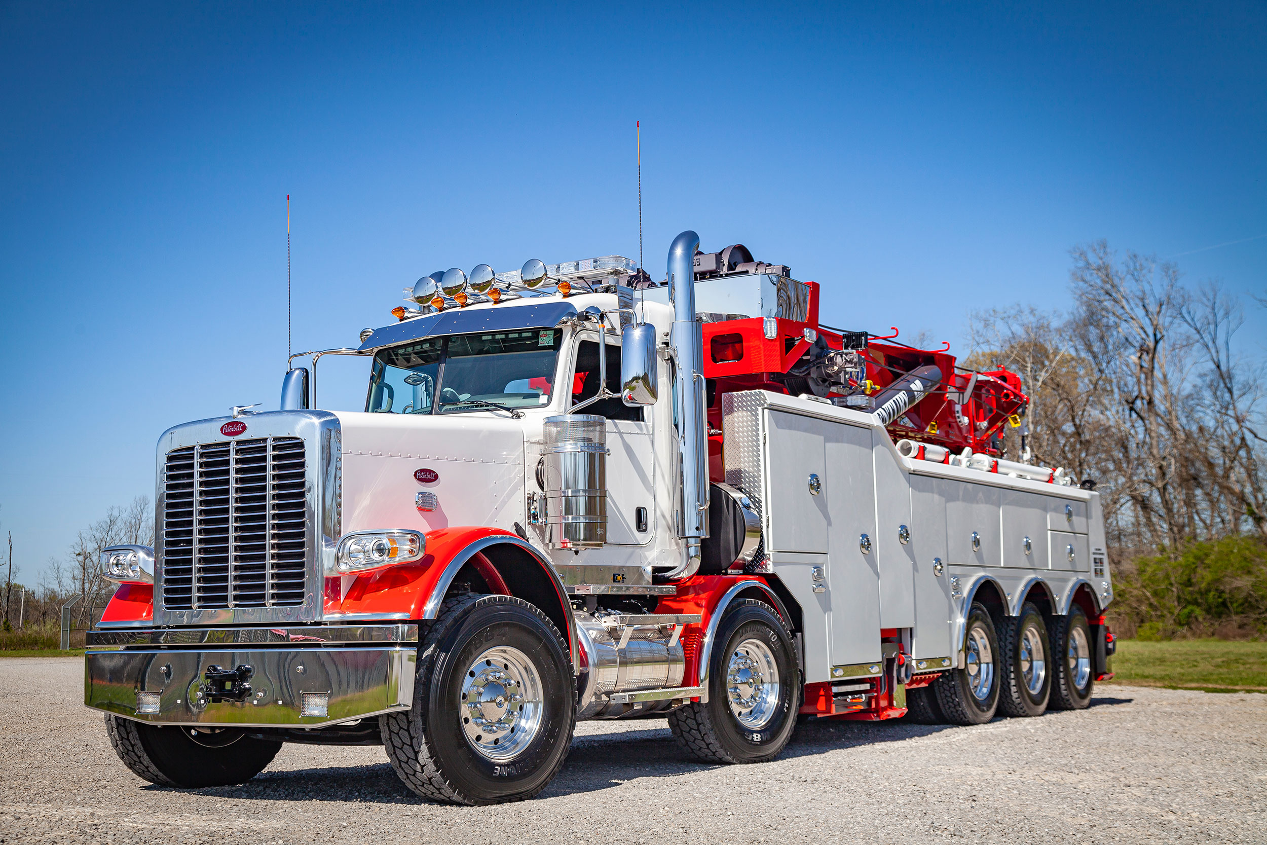 Century M100 on a Peterbilt 389 twin steer chassis front, unit photo 12 of 19