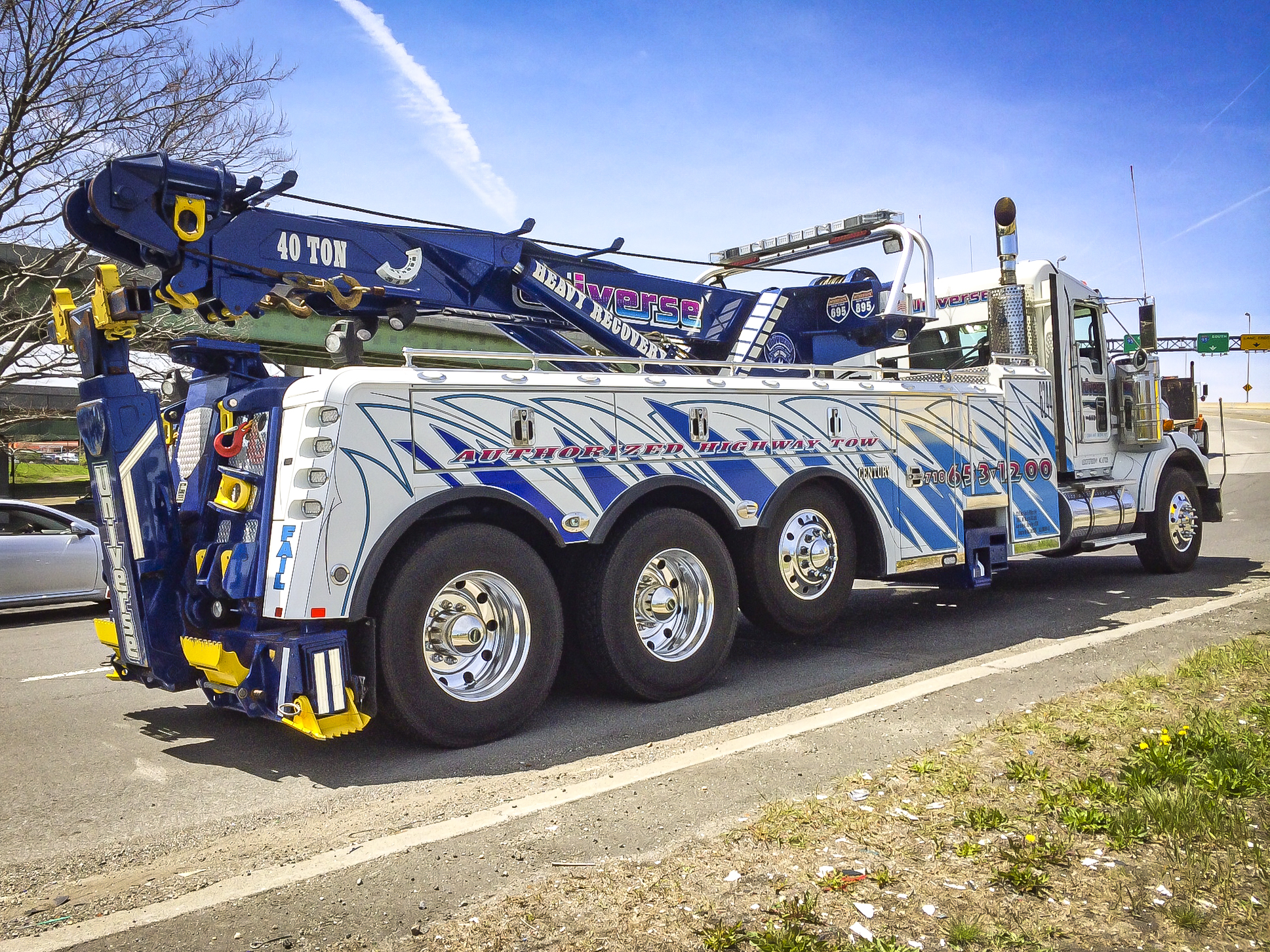Century 1140 40 ton rotator for Universe Towing in Bronx NY