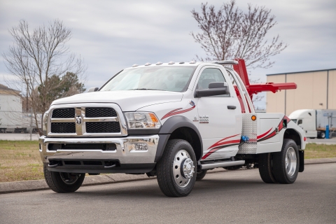white and red vulcan 810 wrecker on a ram trucks chassis