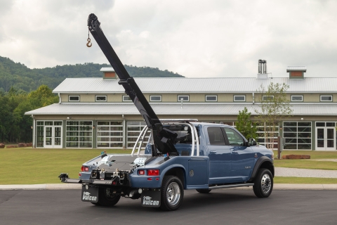 vulcan 881 wrecker with boom extended