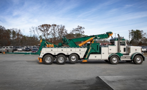 Century® 1150 Rotator with both RXP side-puller and Kneeboom underlift options