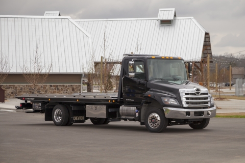Chevron 12 Series LCG steel bed stowed