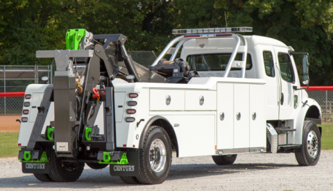Image of a single-axle 5130 integrated wrecker from Miller Industries.