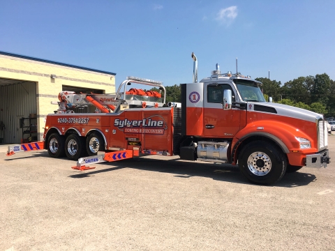 SylverLine Towing & Recovery Temple Hills, MD