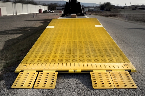 rear of yard ramp with drive plates