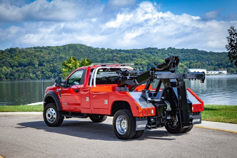 red century 2465 on a ford f600 chassis