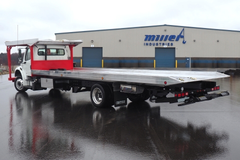 Century 4-car Carrier