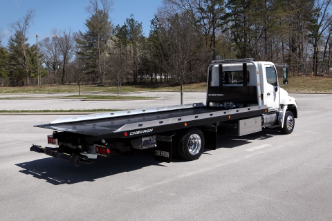 chevron 12 series lcg with loadrite option on a white hino 258 chassis