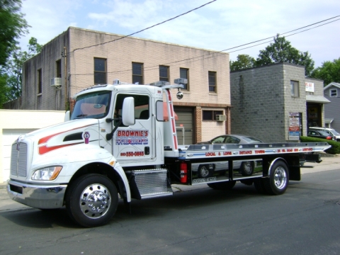 Brownie's Flatbed Service