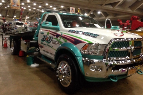 J & J Towing