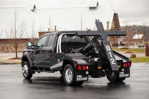 vulcan 812 intruder light-duty wrecker on a black ford f550 chassis