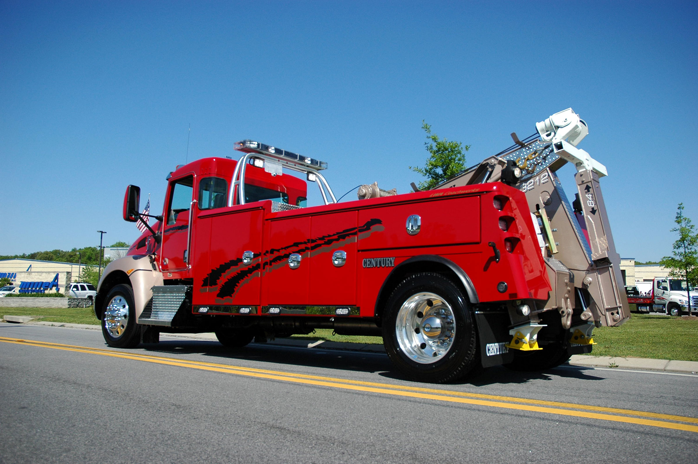 century-3212-g2-gallery-miller-industries-miller-industries-towing