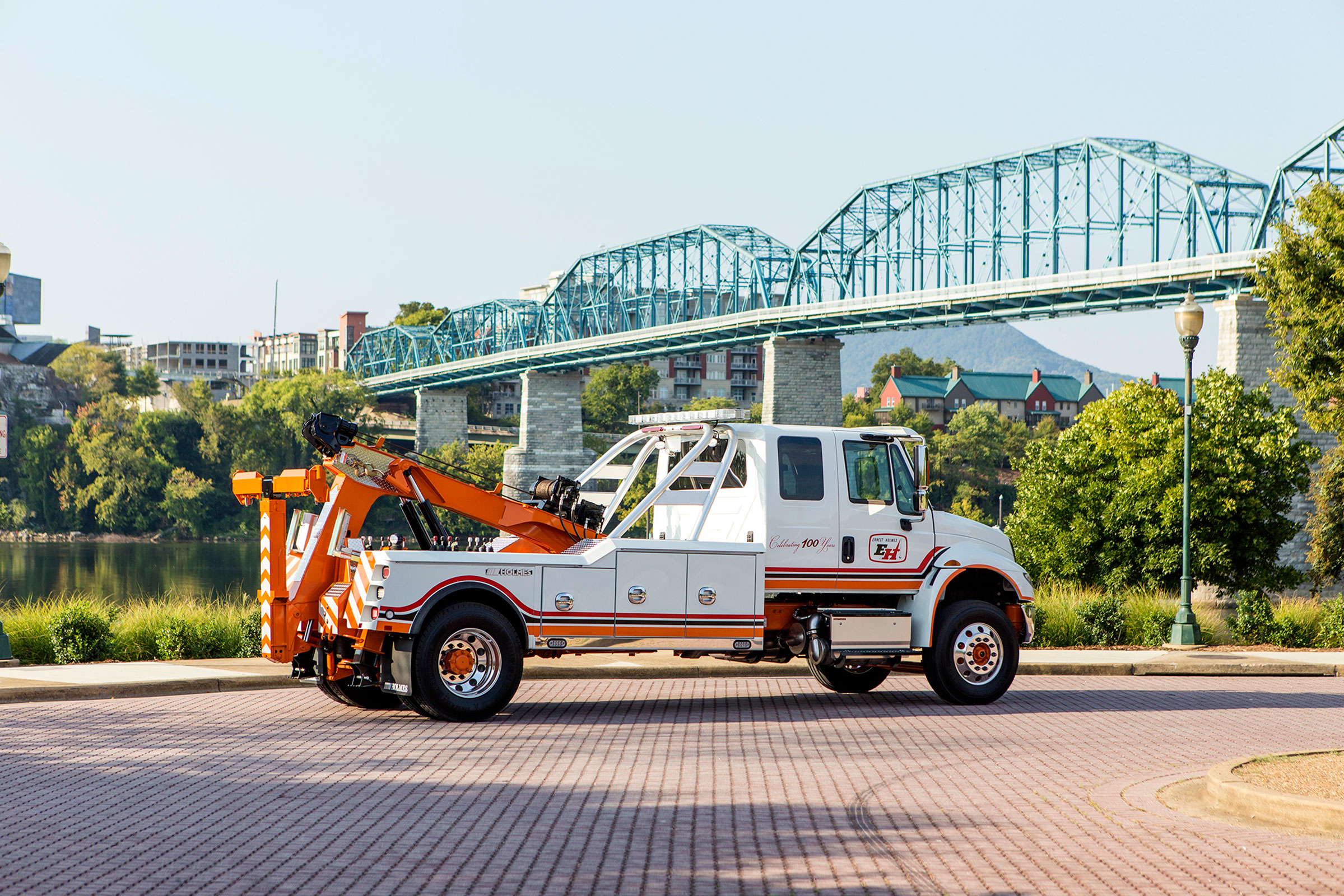 Limited Edition Holmes 1601 Gallery | Miller Industries | Miller