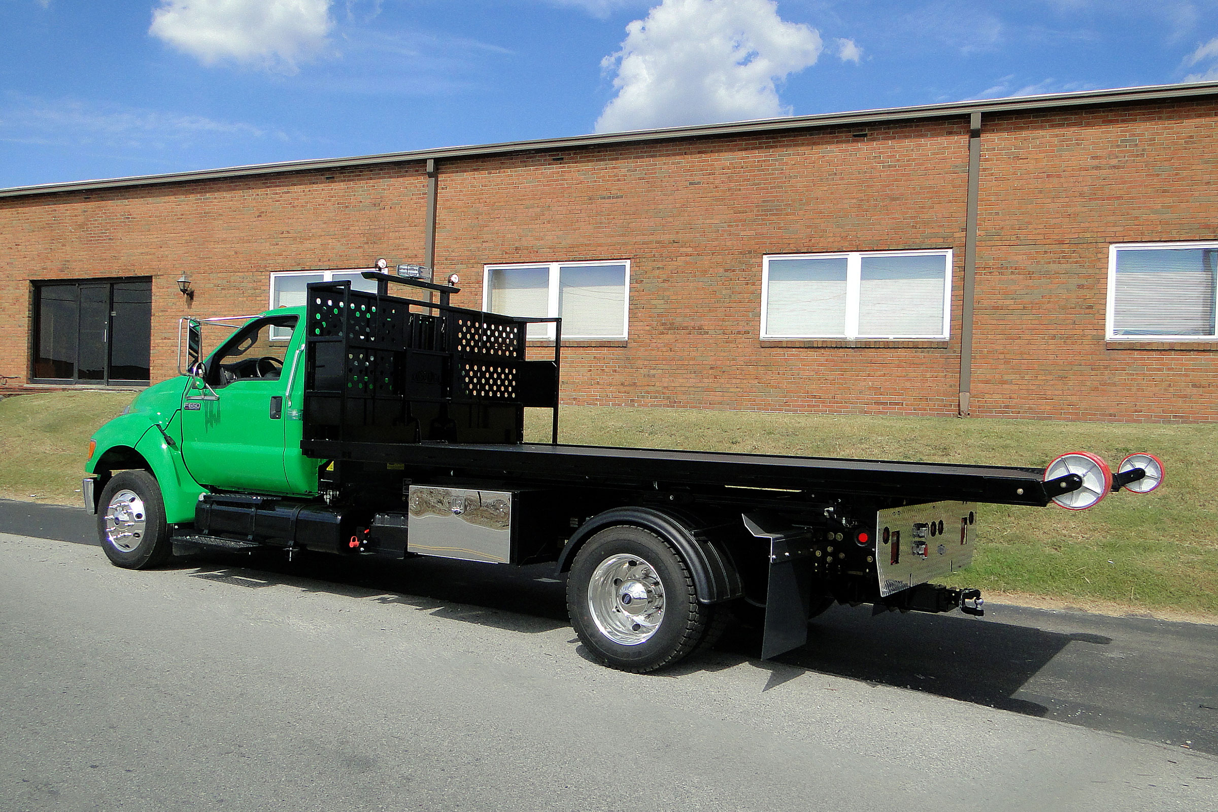 Some of the biggest names in the rental industry utilize the Titan® C-Series, unit photo 31 of 33