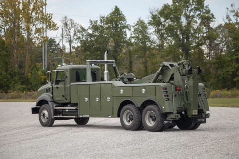 Rear view of the Century 5230 from Miller Industries