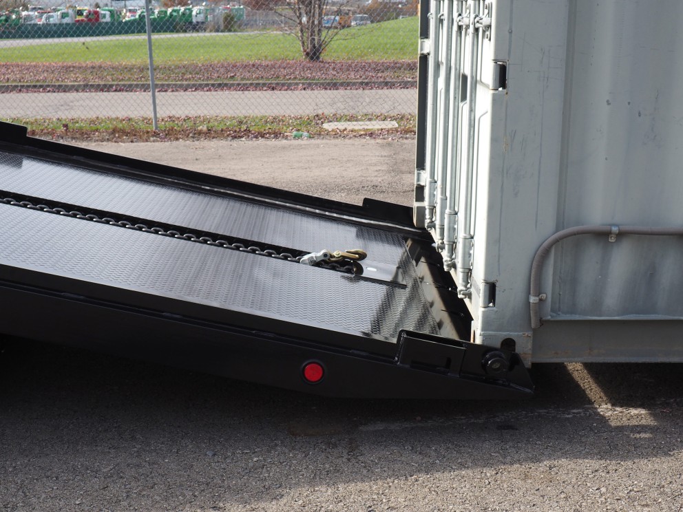 Chain-Drive Carrier Unit | Miller Industries