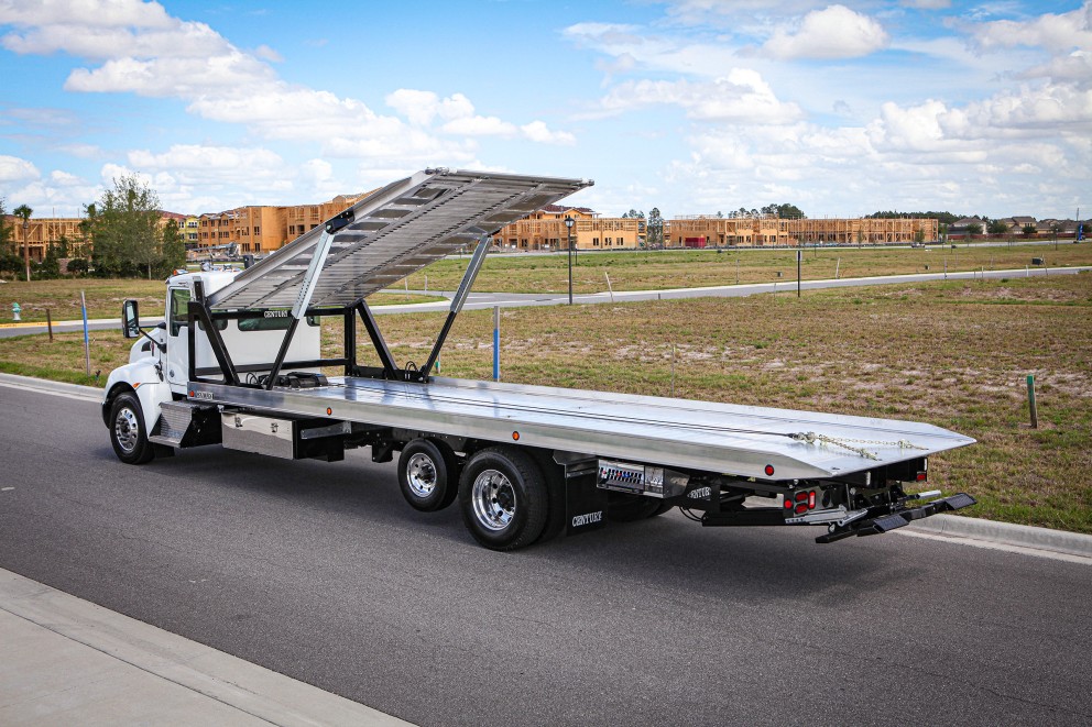 16 Series Multi-Deck LCG® | Miller Industries