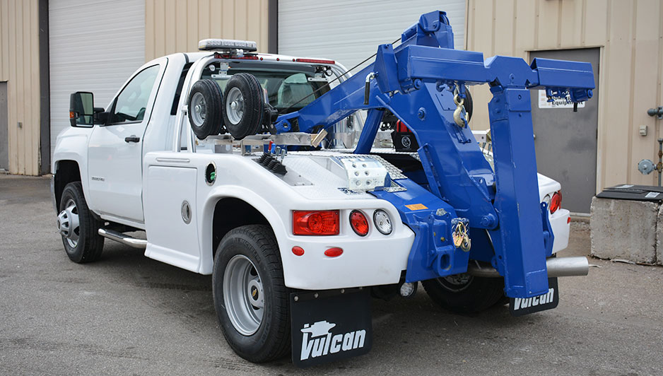 Wheel-lift towing
