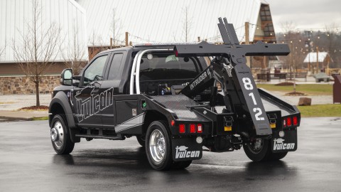 black vulcan 812 intruder 2 on a ford f550 chassis