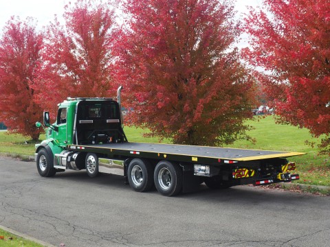 This image show an R30 outfitted with a corrugated steel deck.