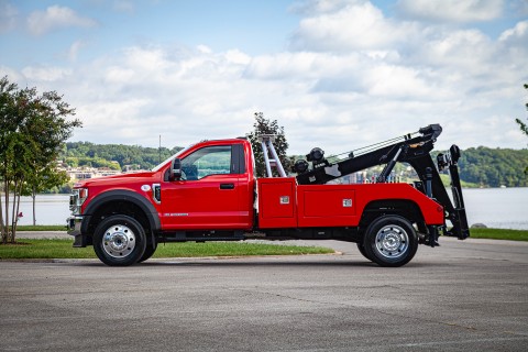 century 2465 on a red ford f600 chassis profile