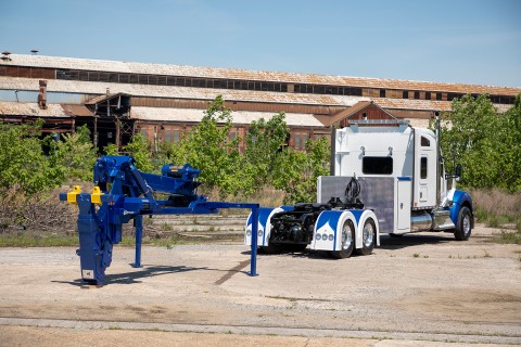 blue holmes dtu unit detached from truck