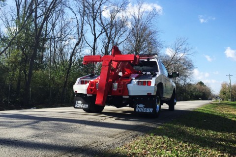 white and red vulcan 804