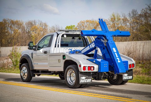 silver and blue vulcan 812 intruder rear on a ford f550 chassis