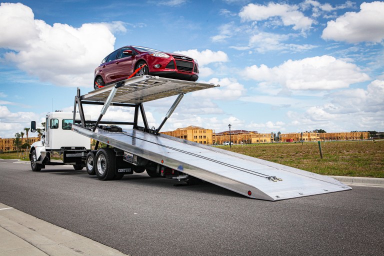 16 Series Multi-Deck LCG® | Miller Industries
