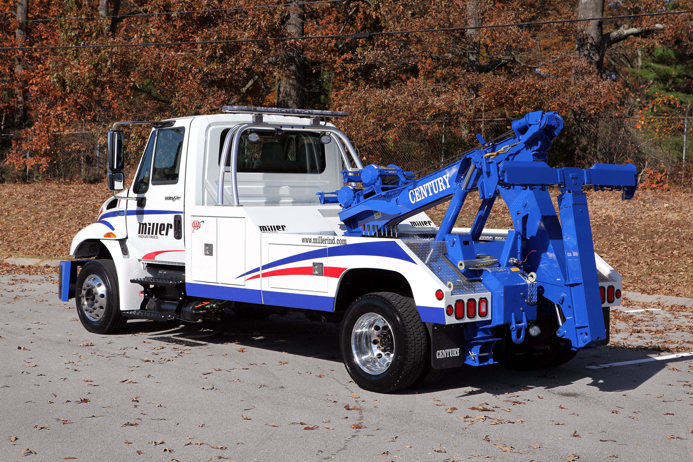 Century 2465 Small Wrecker