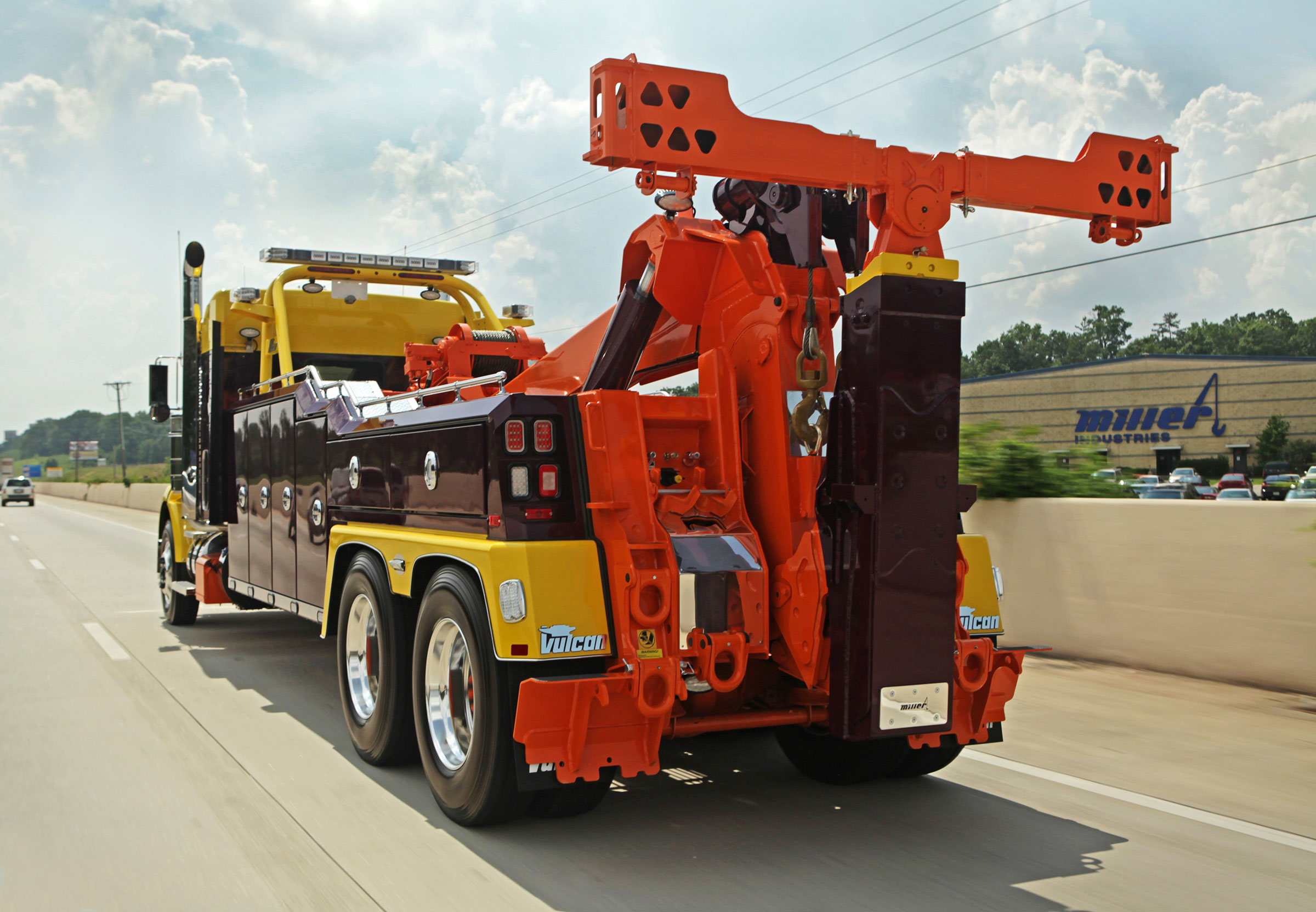 carri attrezzi e bisacche carrelli trasporti ecezzionali e mmt Vulcan-v70-10
