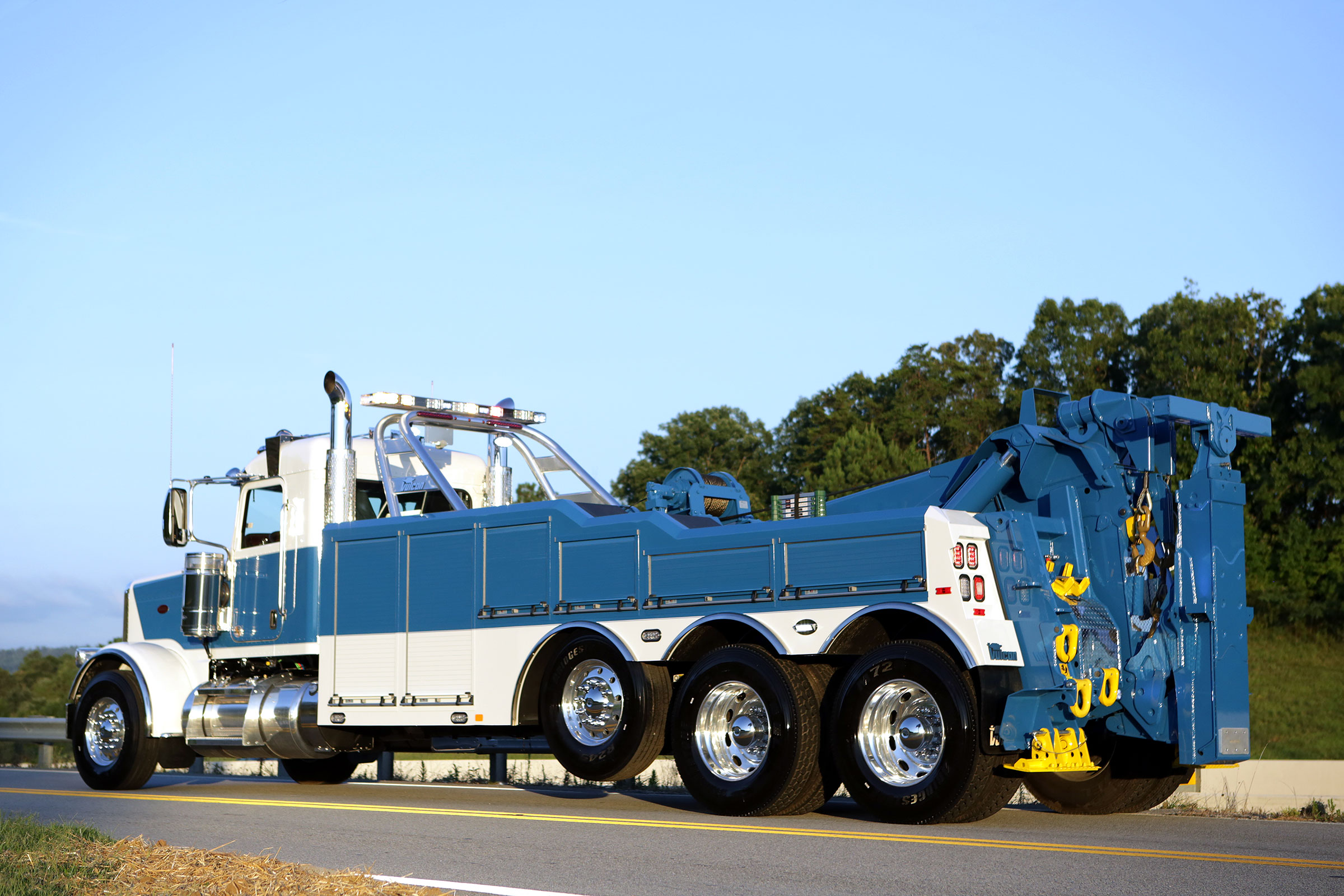 carri attrezzi e bisacche carrelli trasporti ecezzionali e mmt Vulcan-v70-4